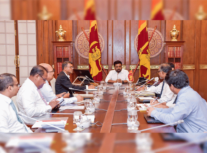 President Discusses Vehicle Imports, Tax Reforms and Digitalization with Finance Ministry Officials