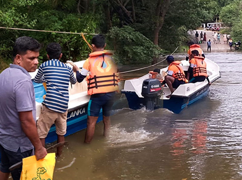 Navy continues flood relief operations