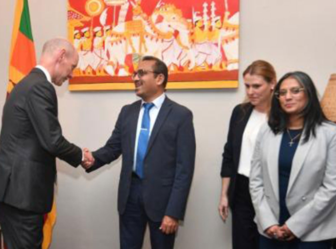 Australia's contribution to improving Sri Lanka's transportation system