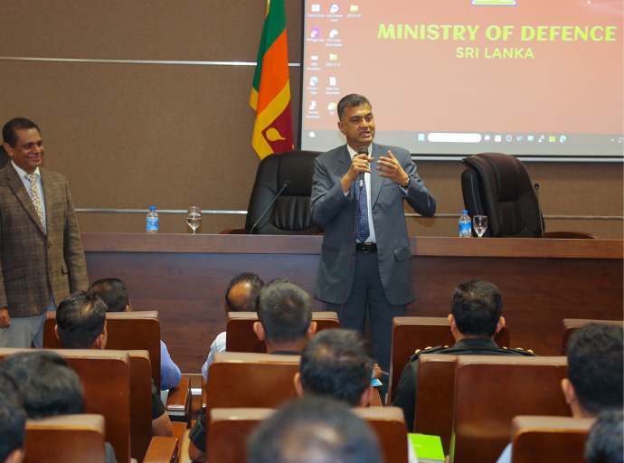 Ministry of Defence hosts another Awareness Programme on the  &quot;Clean Sri Lanka&quot; initiative