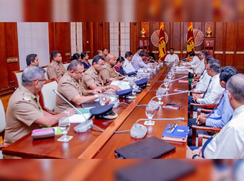 President Meets with the Excise Department Officials 