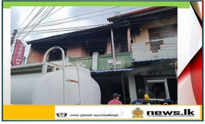 Navy renders assistance to control fire in Elakanda, Wattala