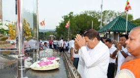 President worships Kirivehera