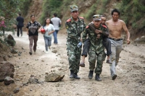 Hundreds killed as strong quake hits Southwest China