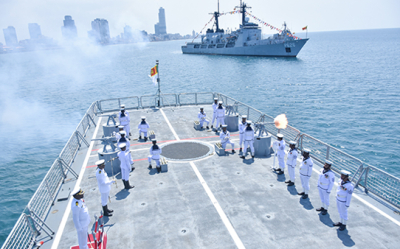 Naval gun battery ignites national pride on Independence Day