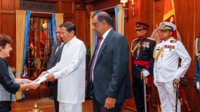 New Ambassador of Cuba presents credentials to President